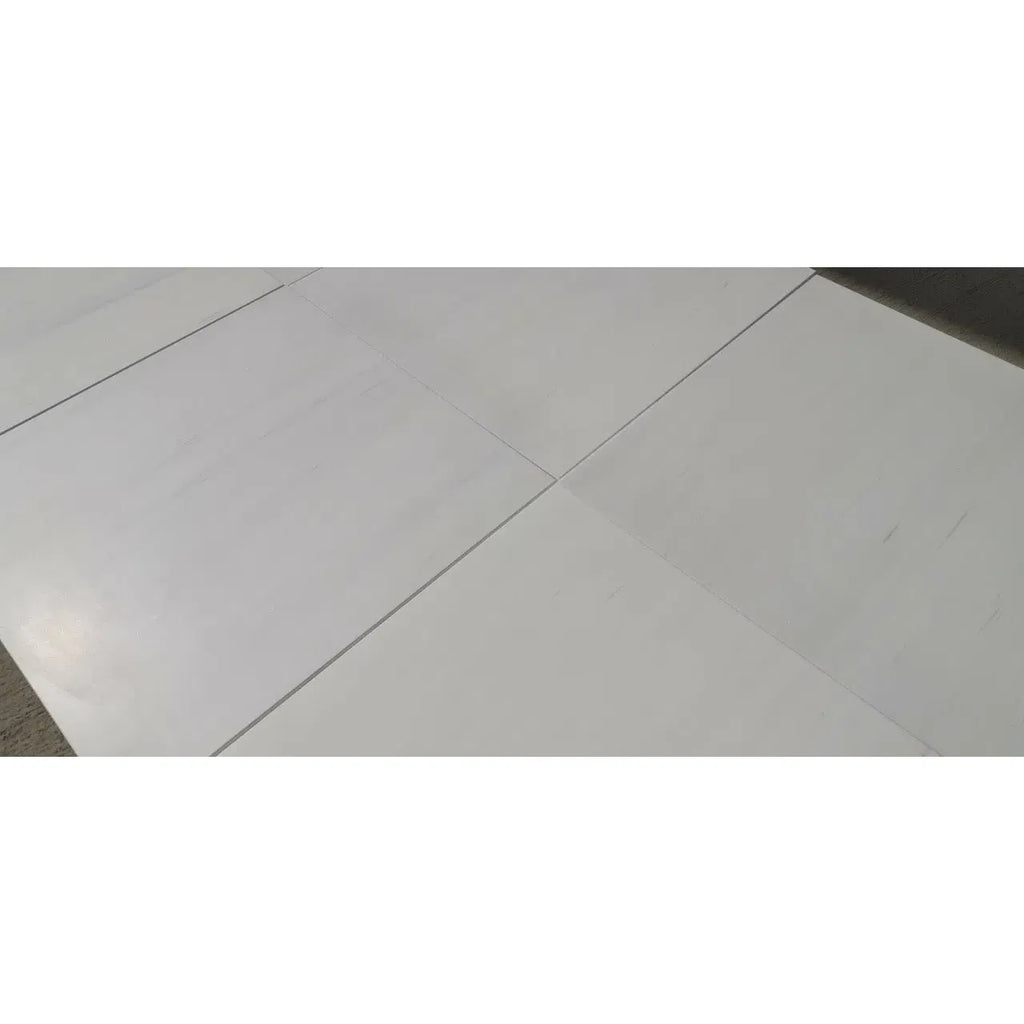 White rectangular Bianco Dolomite pencil liner marble tiles for elegant flooring