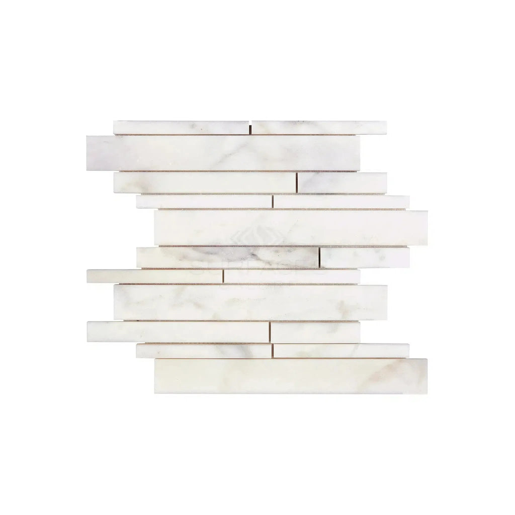 Calacatta Oliva Marble Manhattan Mosaic Tile in polished white marble finish