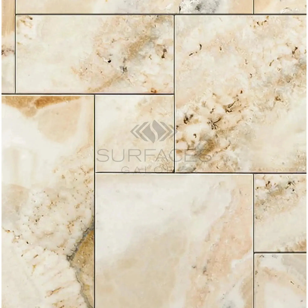 Polished onyx tile pattern in La Travonya Travertine 4 pcs Versailles Set