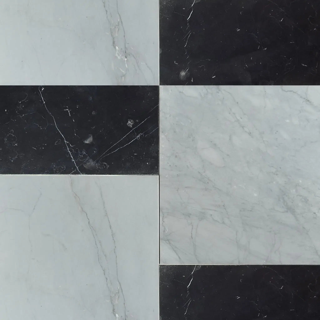 Alternating black and white marble tiles in Modena Bardiglio Imperiale and Nero Marquina set