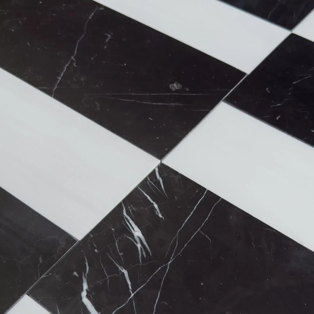 Black and white checkered marble floor featuring Siena in Bianco Dolomite and Nero Marquina