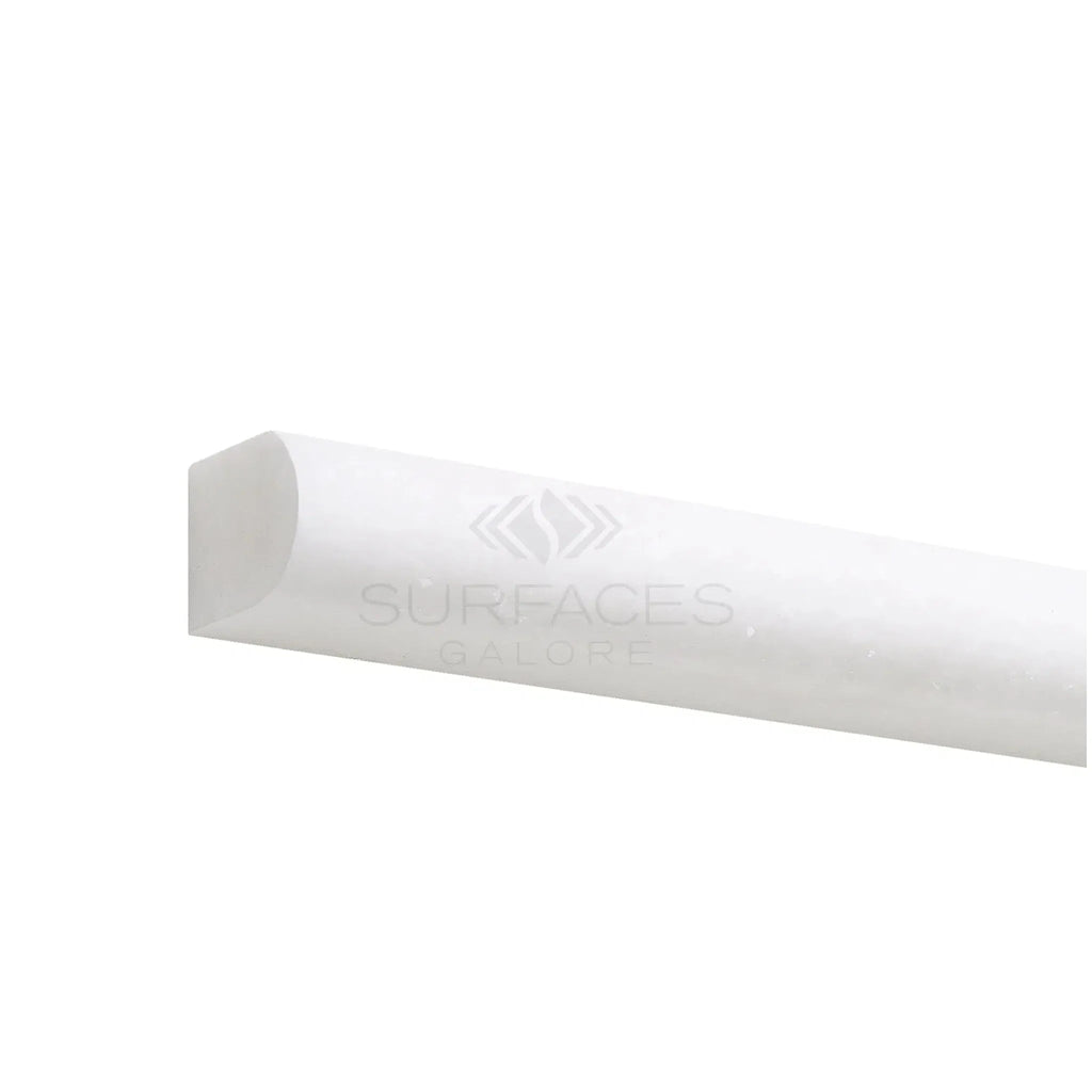 White quarter-round molding from Thassos White 1/2X12 Pencil Liner Marble collection